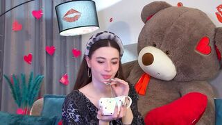 AmeliaFlares I am totally hypnotized by your shape 2026-02-12