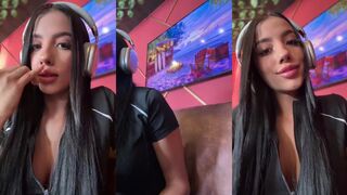 Aleja Every line of your body is perfect 2026-02-28