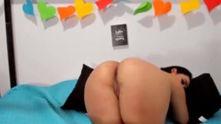 CataGomezz - Kinky Girl Likes To Play With Her Pussy