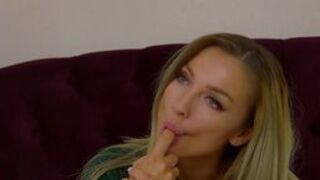 EvaDevine - Eva talk about licking and sucking