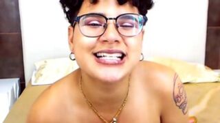 VioletaOlsen - Short Haired Cutie Masturbating