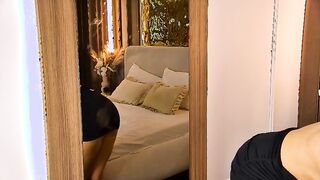 PerlaNoire blonde tits flash cam video