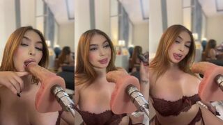 NaiaCollins and her big dildo