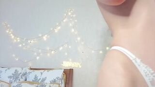 NereidaLaforrest small boobs skinny body cam model