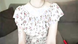 KeilaSmiekowski Rubbs Pussy With Dildo