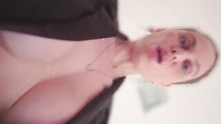 AmberParcker Reveals Her Naked Boobs 2026-04-16