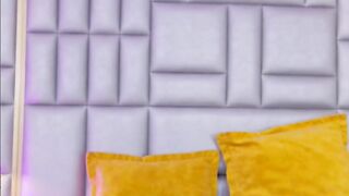 ElectraJohnsson Proudly Displays Round Ass 2026-04-16