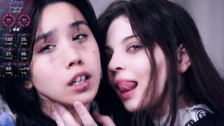 dainalargena teen 18 plus lesbian couple