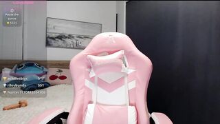 novakitty4 handbra