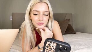 skyemaeee hot blonde 2026-05-18 0524 webcam video