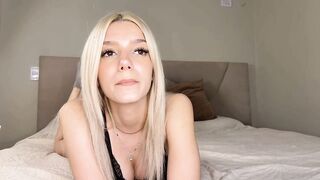 skyemaeee slutty blonde 2026-05-21 0541 webcam video