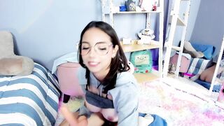 frank_sasha sucks dildo 2026-05-22 0557 webcam video