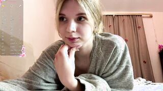 chloe_show Voluptuous Cam Show 2026-05-23