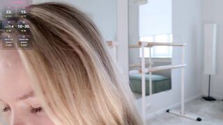 milly_shy blonde and her dildo 2026-05-26 0815 webcam video
