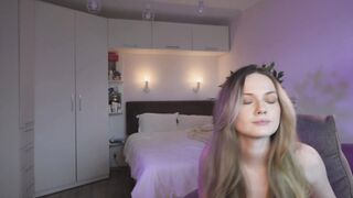 your_kat busty blonde 2026-05-28 1456 webcam video